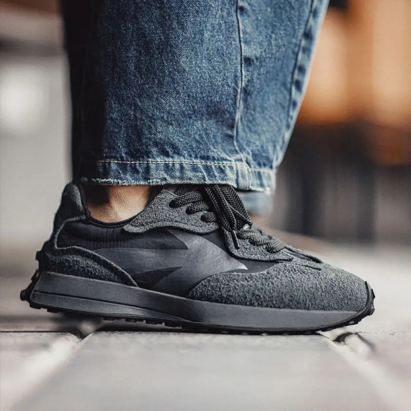 Men's Comfort Low Top Retro Casual Sneakers