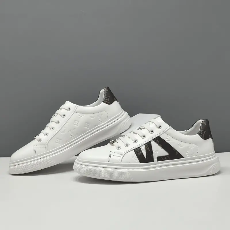 Men's Fashion Embosed Leather Flat Casual Shoes