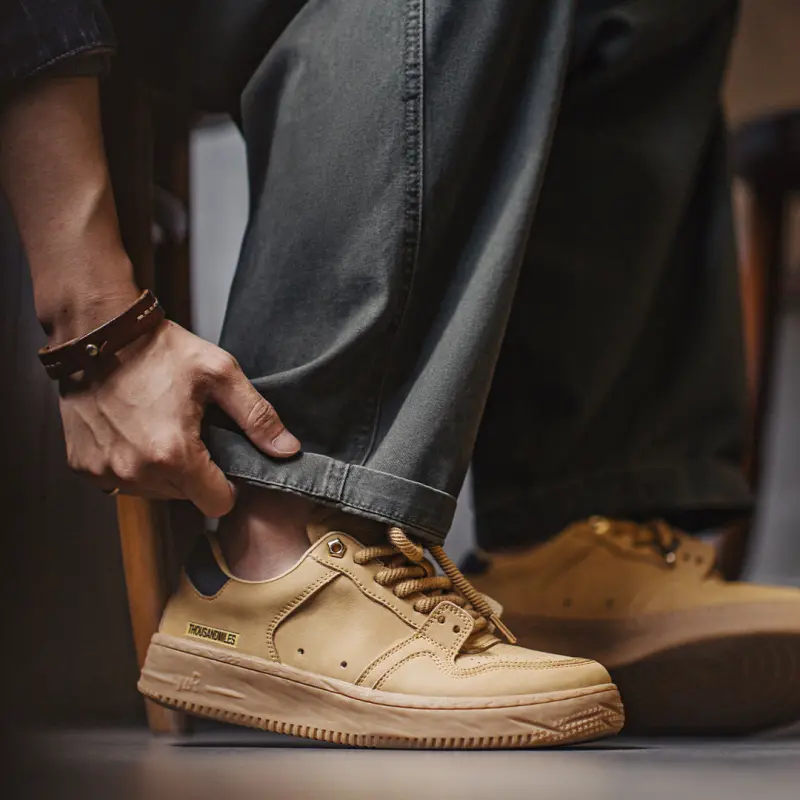 Men's Plain Breathable Quilted Leather Skate Shoes