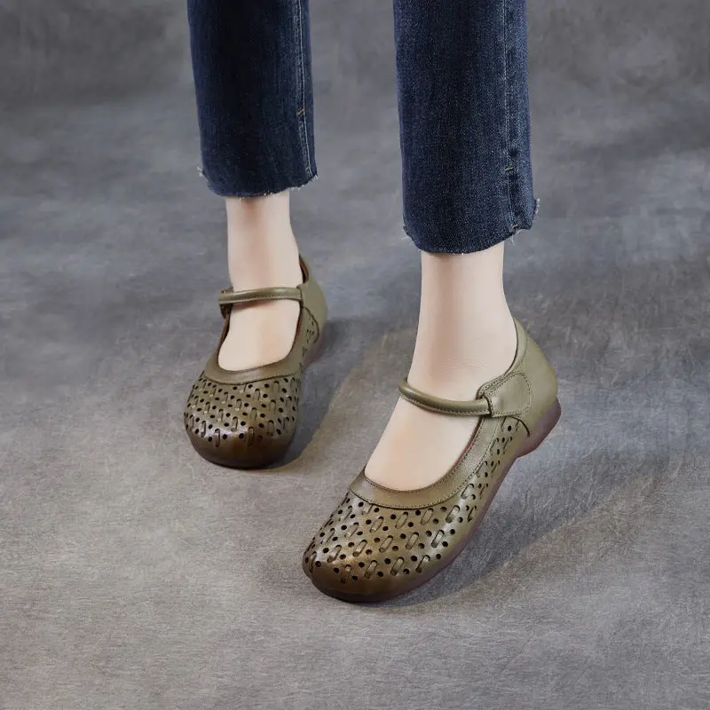 Women Retro Plain Hollow Leather Low Top Flats