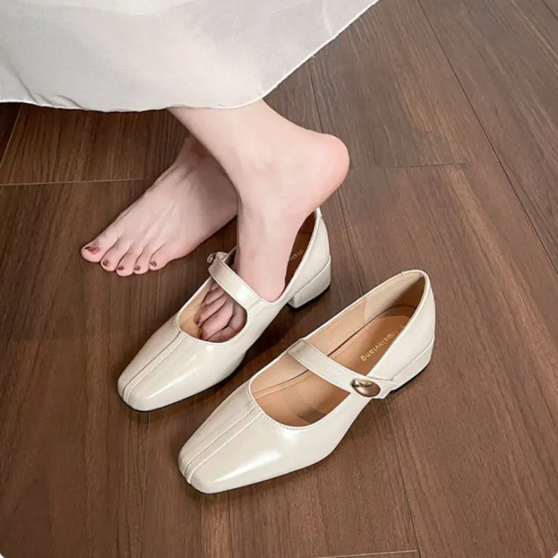 Women's Comfortable Buckle Strap Chunky Heel Mary Janes