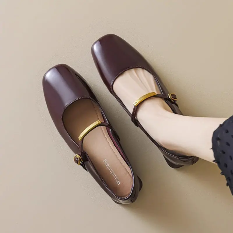 Women's Minimalist Patent Leather Buckle Mary Jane Shoes