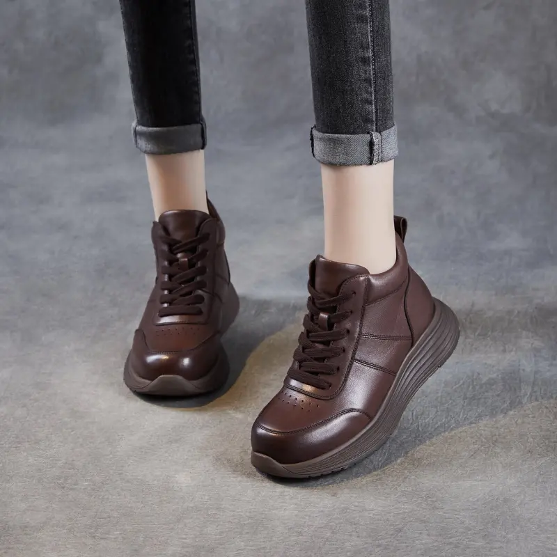 Women's Retro Leather Breathable Lace-up Ankle Boots